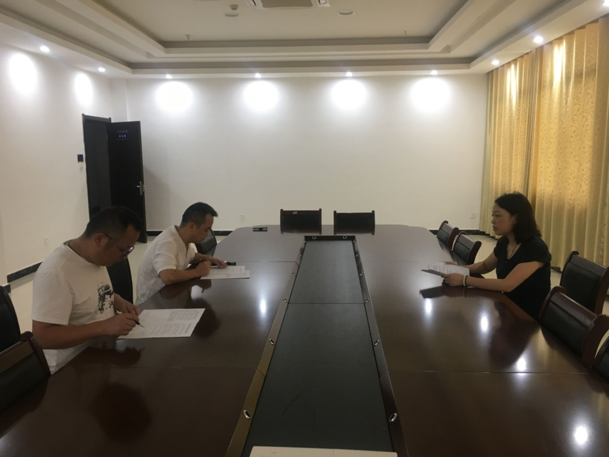 开展廉政谈话 杜绝违规办两宴_庄闲游戏