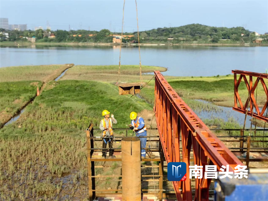 抢抓进度建设者们坚守一线为项目按下“加速键”_庄闲游戏